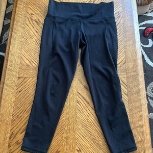 Buc-ees color Beaver Logo High Rise Active Leggings with side Pockets Size M